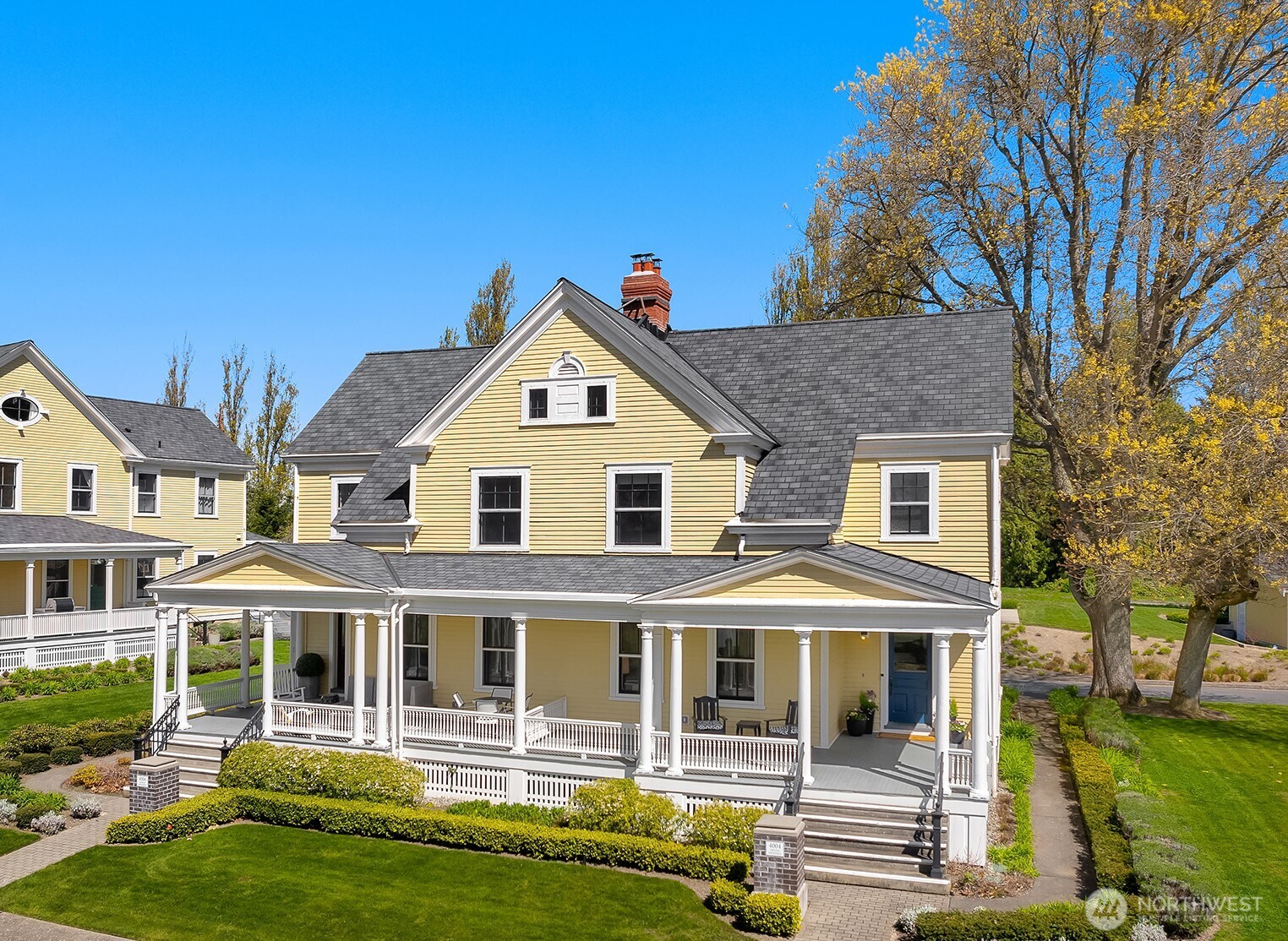 4004 Washington Avenue W, Seattle, WA 98199