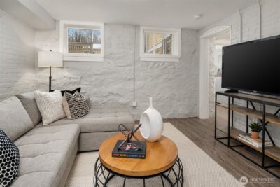 4004 Washington Avenue W, Seattle, WA 98199 - Photo 34