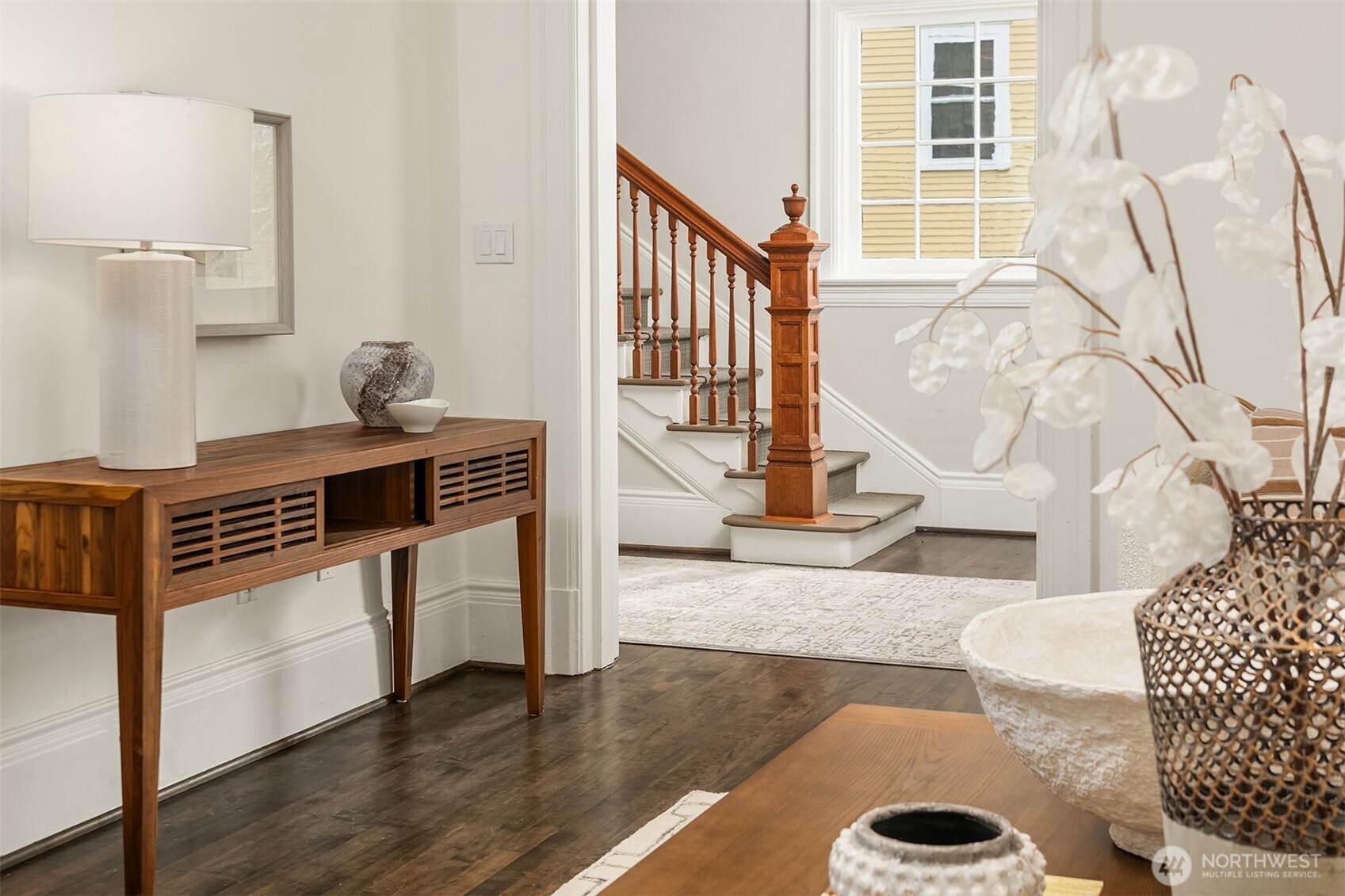 4004 Washington Avenue W, Seattle, WA 98199