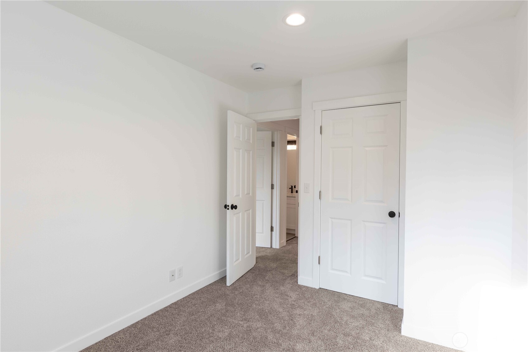 371 E Sullivan Street , Allyn, WA 98524