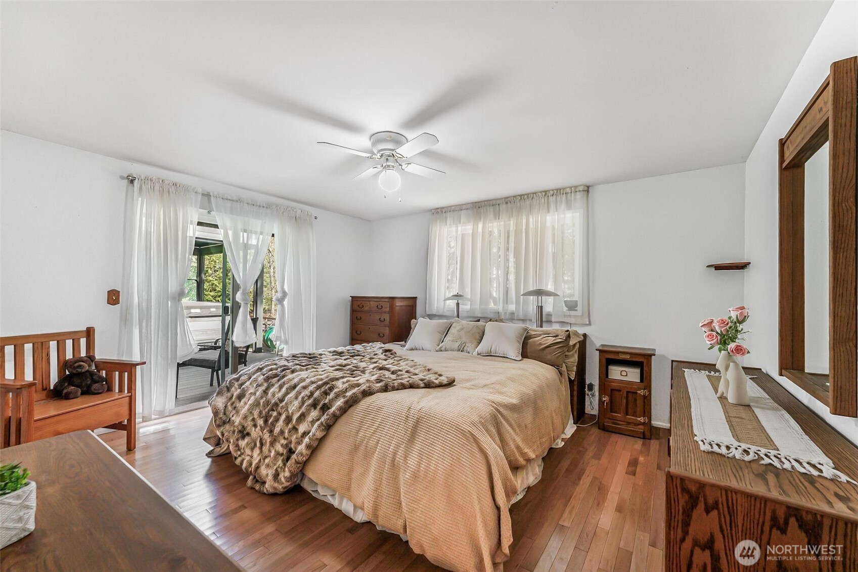 23326 SE 199th Street , Maple Valley, WA 98038