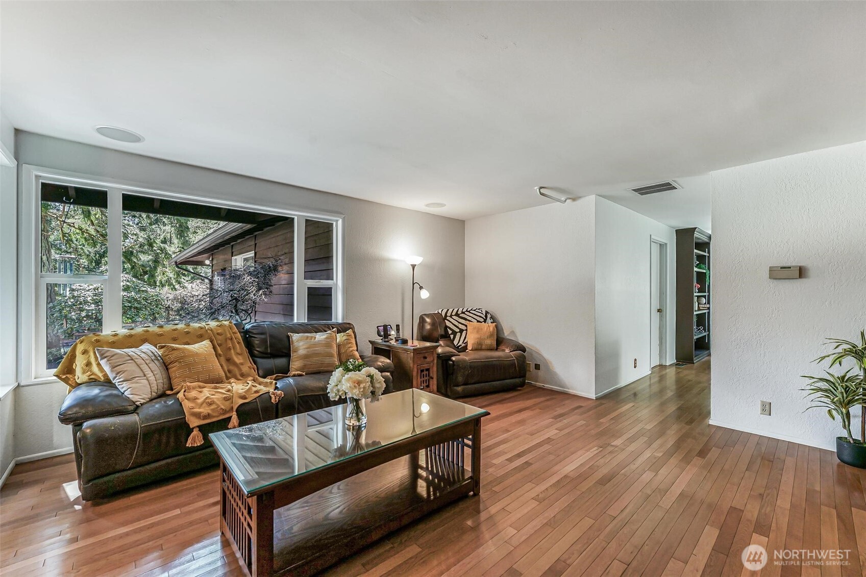 23326 SE 199th Street , Maple Valley, WA 98038