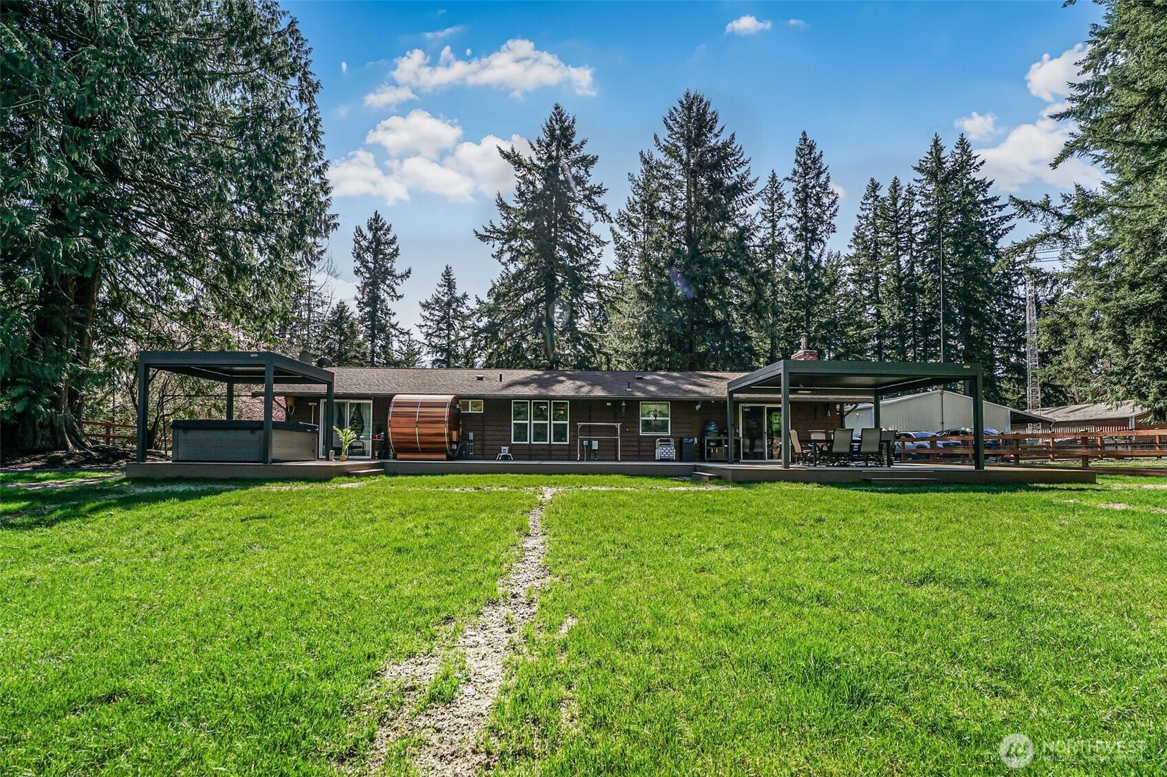23326 SE 199th Street , Maple Valley, WA 98038
