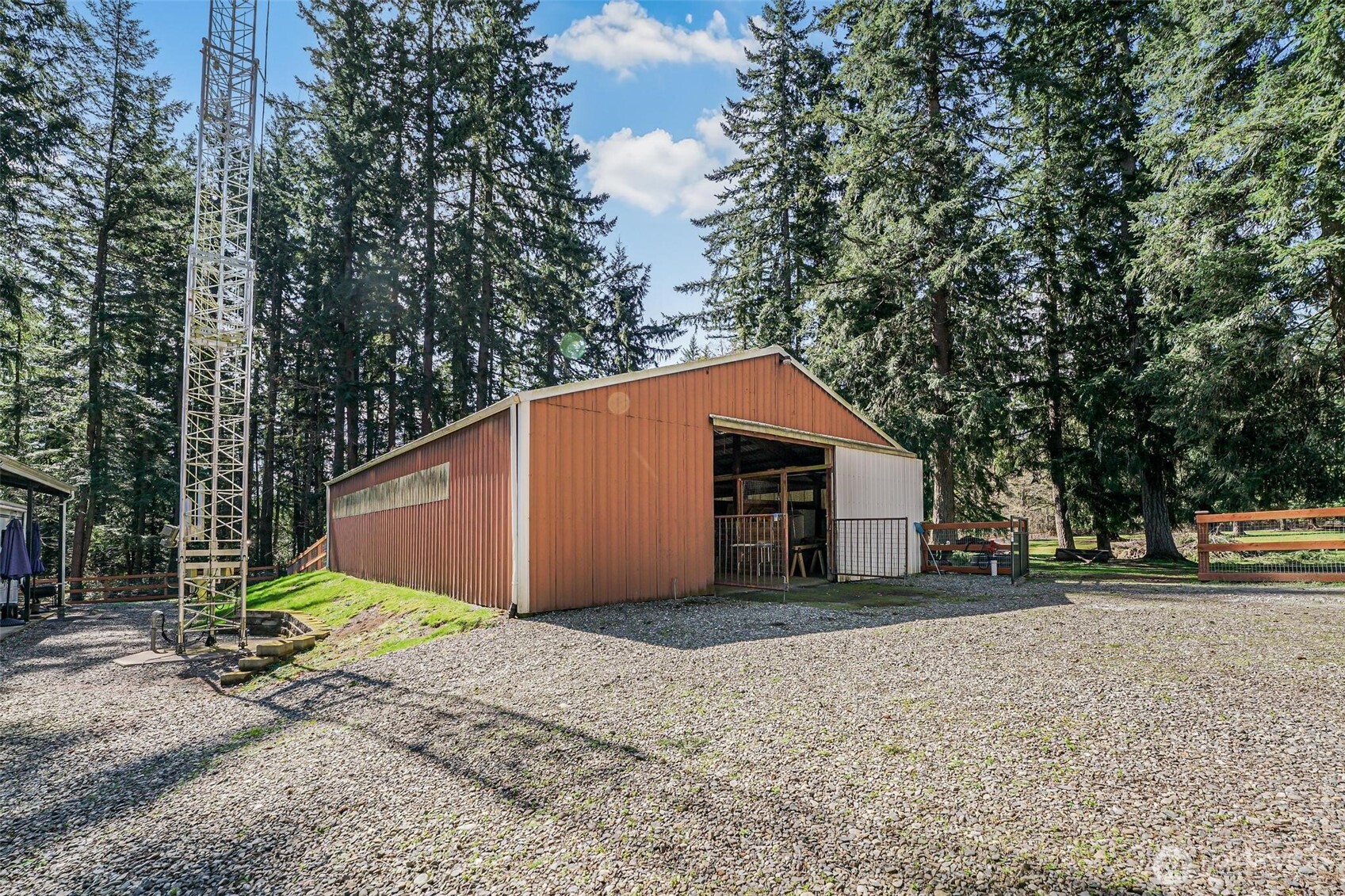 23326 SE 199th Street , Maple Valley, WA 98038