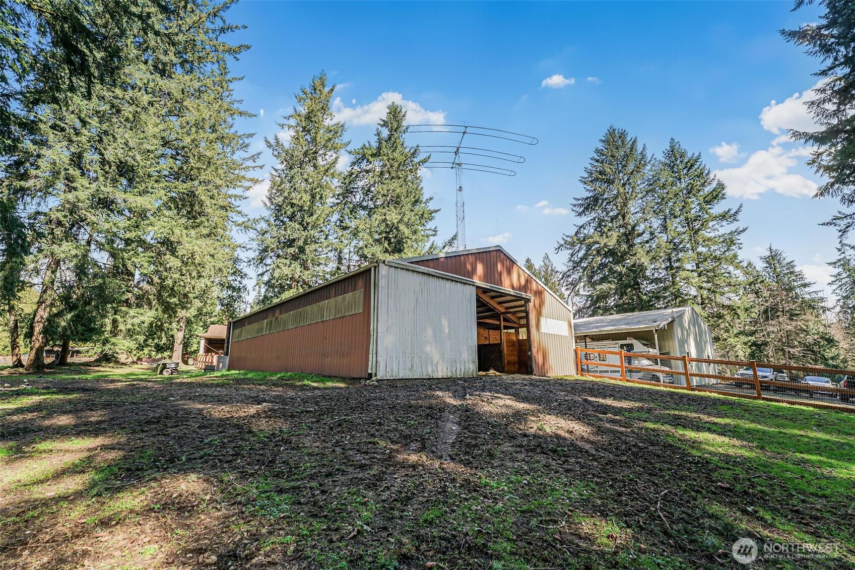 23326 SE 199th Street , Maple Valley, WA 98038
