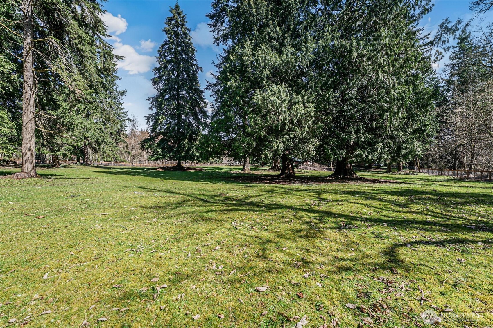 23326 SE 199th Street , Maple Valley, WA 98038