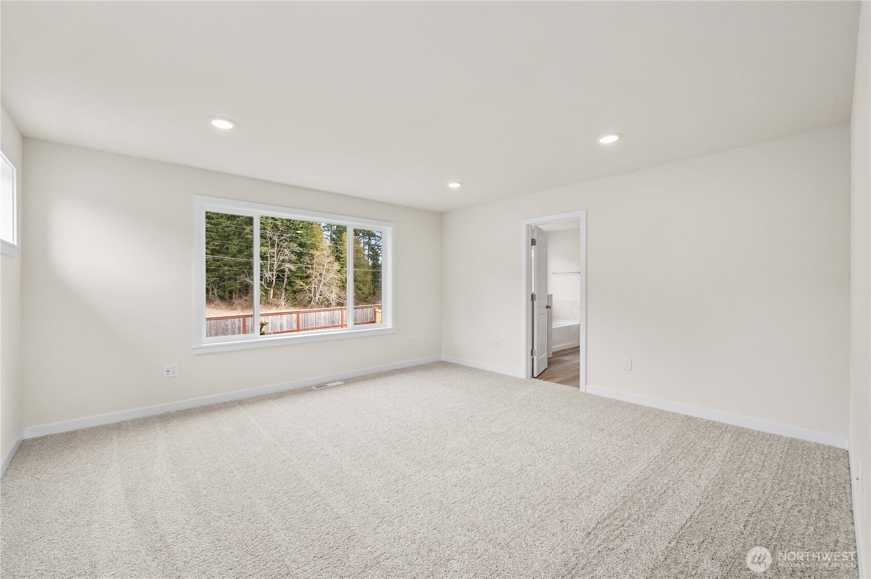 2034 NE Norseman Way , Poulsbo, WA 98370