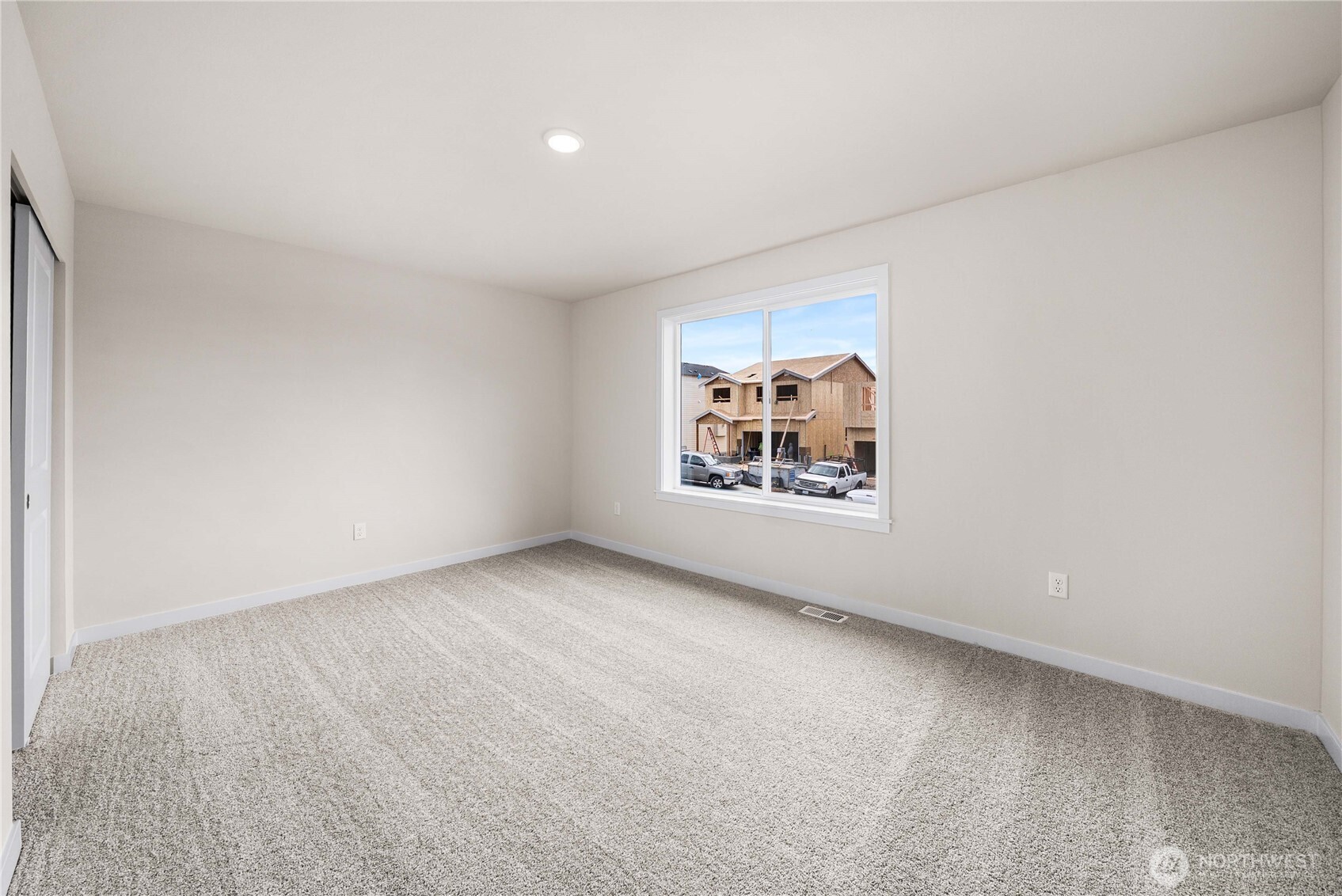 2034 NE Norseman Way , Poulsbo, WA 98370