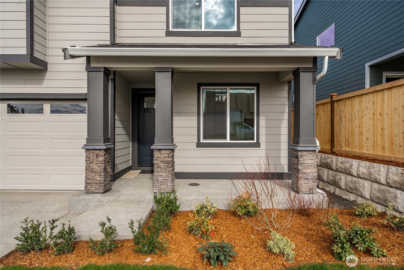 2034 NE Norseman Way , Poulsbo, WA 98370