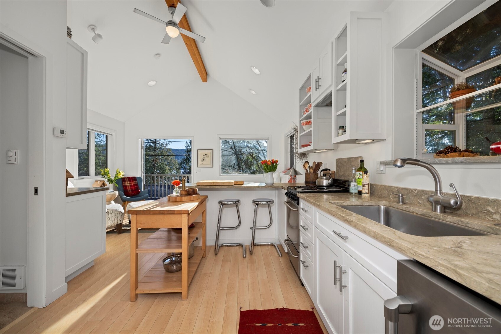 2111 Dellesta Drive , Bellingham, WA 98226