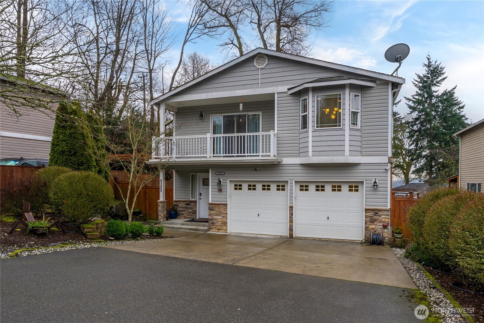 5145 B S Augusta , Seattle, WA 98178