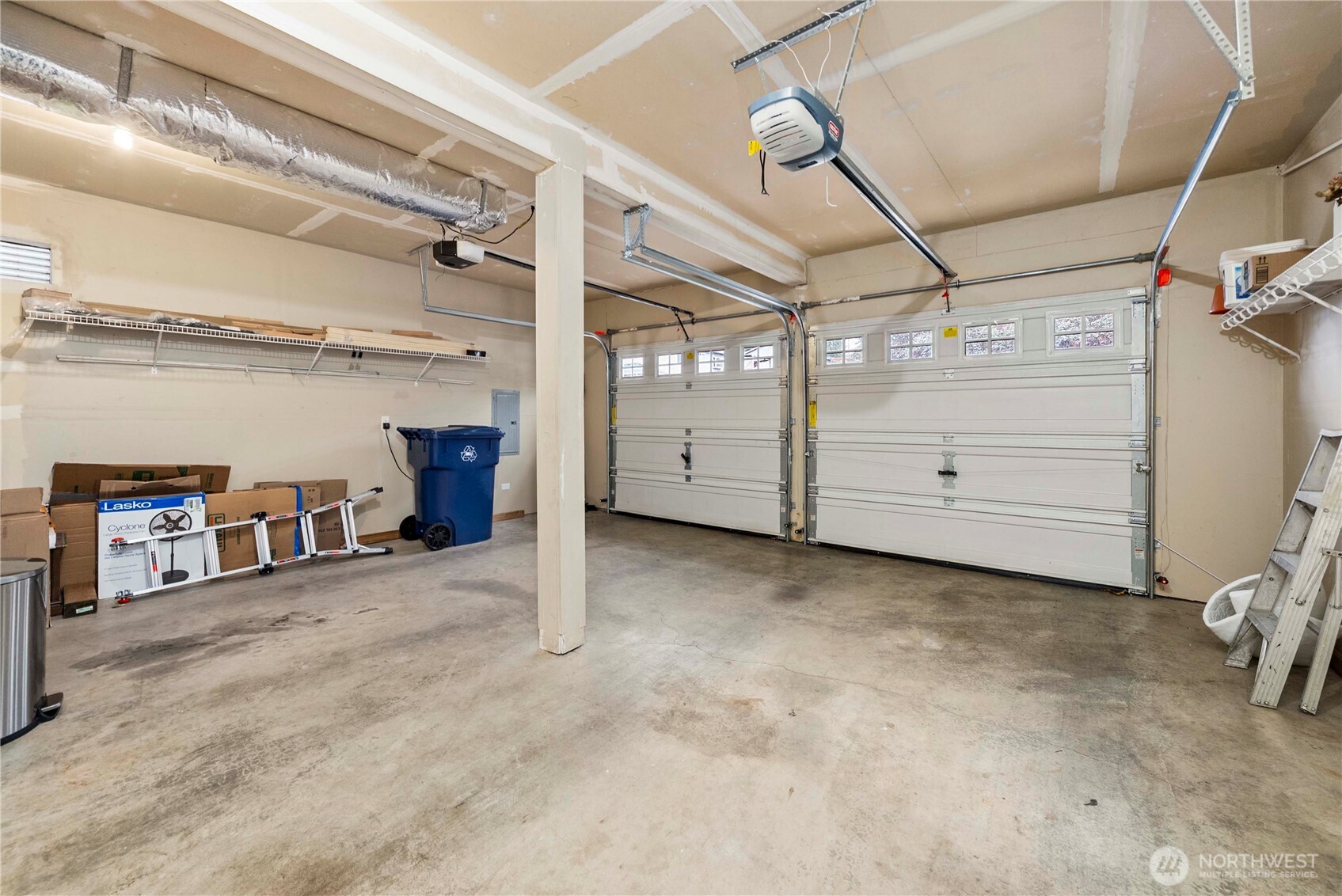 5145 B S Augusta , Seattle, WA 98178