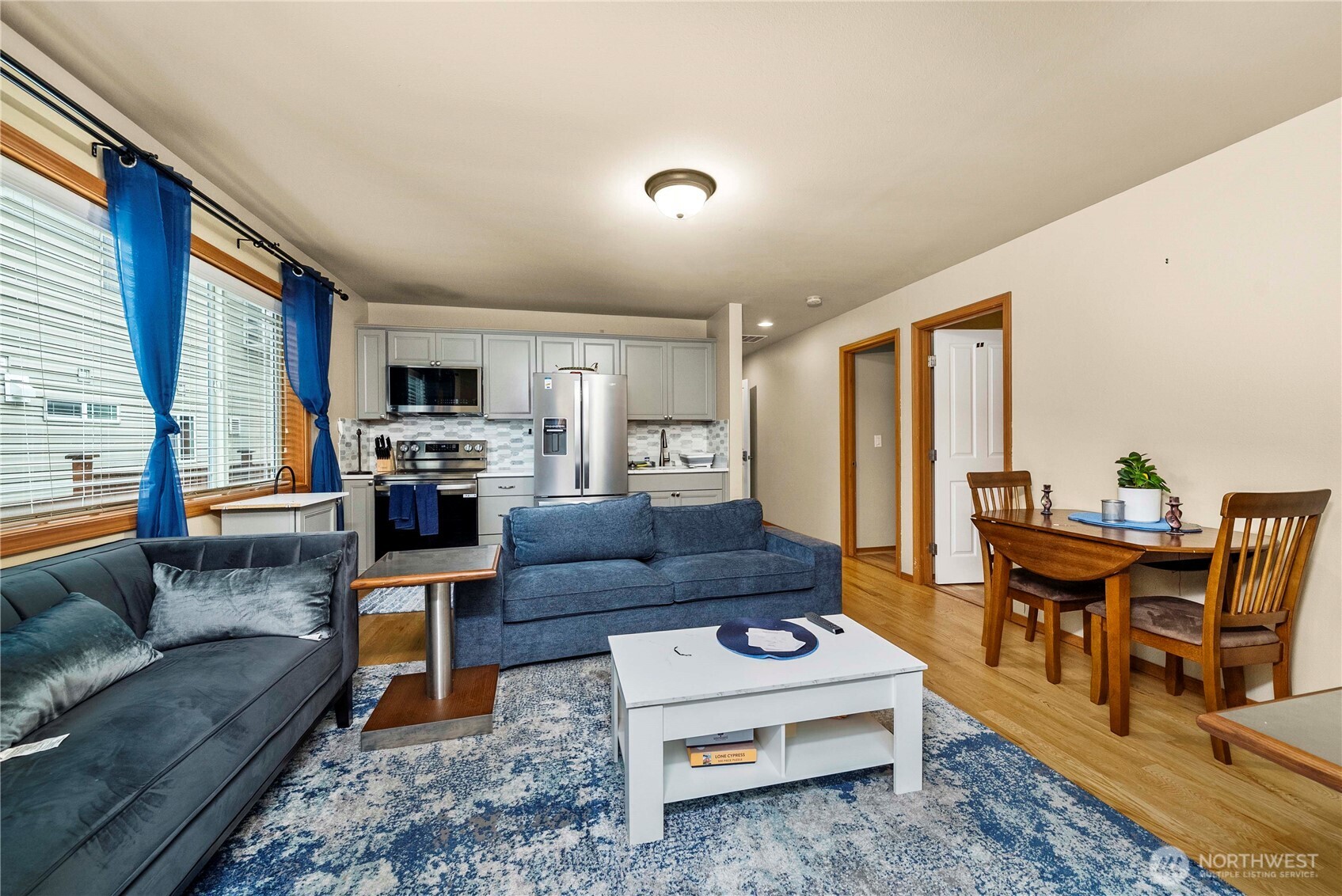 5145 B S Augusta , Seattle, WA 98178