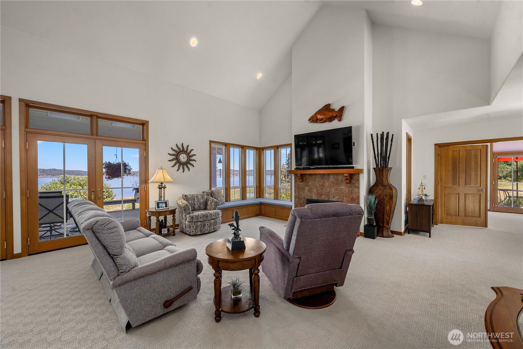 110 E Smith Cove Way , Shelton, WA 98584