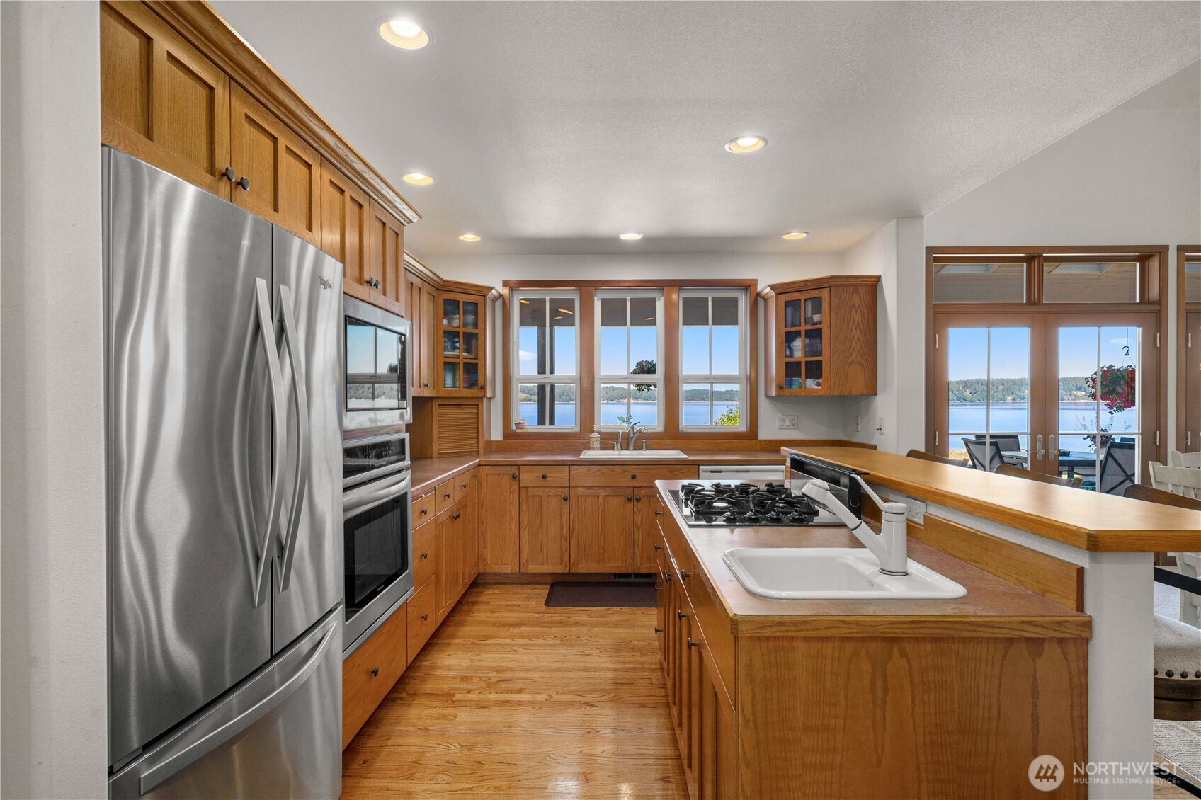 110 E Smith Cove Way , Shelton, WA 98584