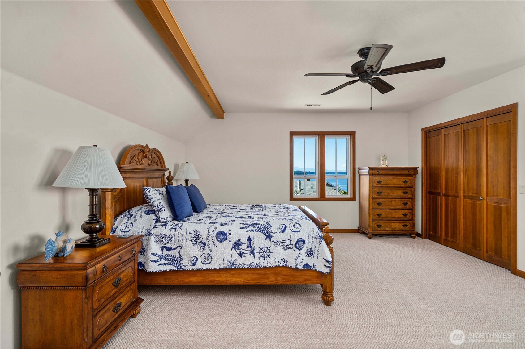 110 E Smith Cove Way , Shelton, WA 98584
