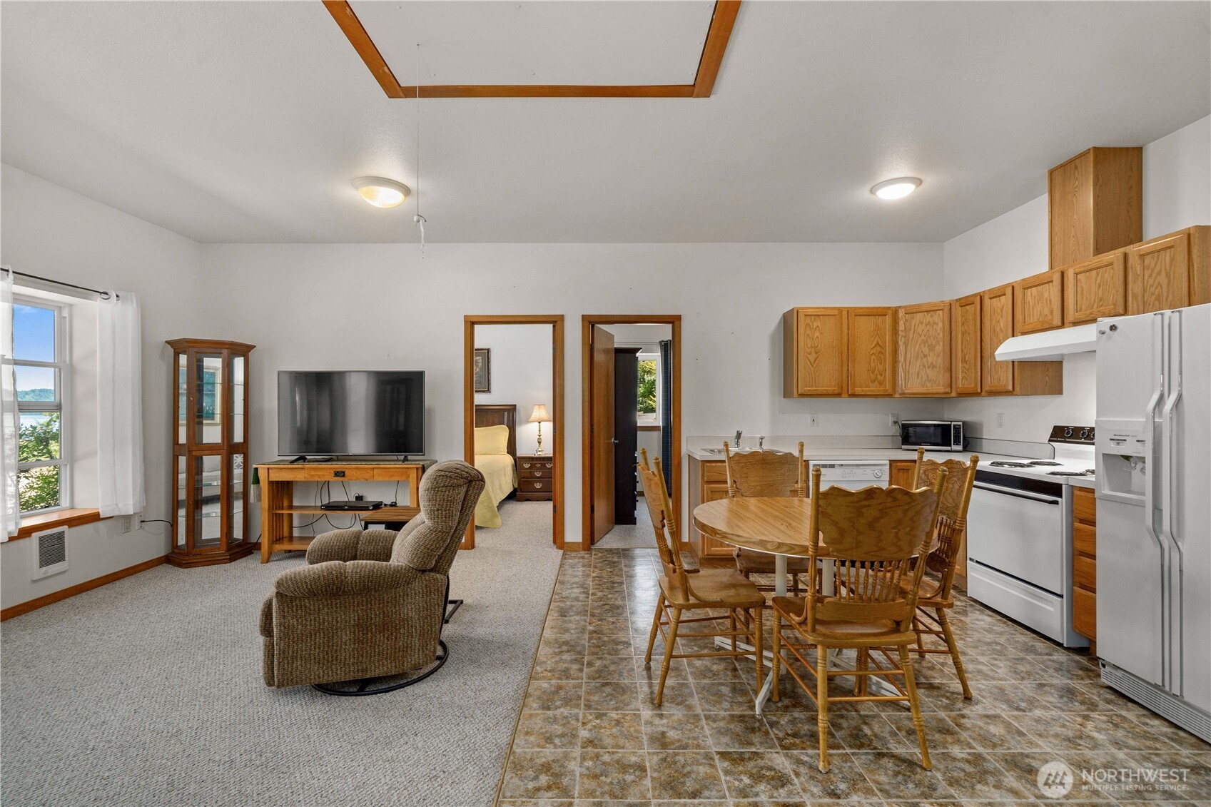 110 E Smith Cove Way , Shelton, WA 98584