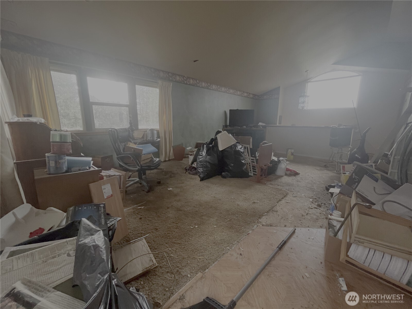 612 Sunset Avenue NE, Ocean Shores, WA 98569