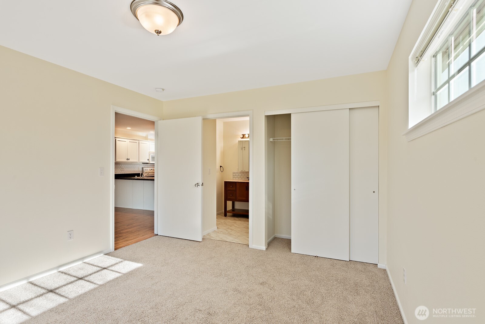 1205 Decatur Cir , Burlington, WA 98233