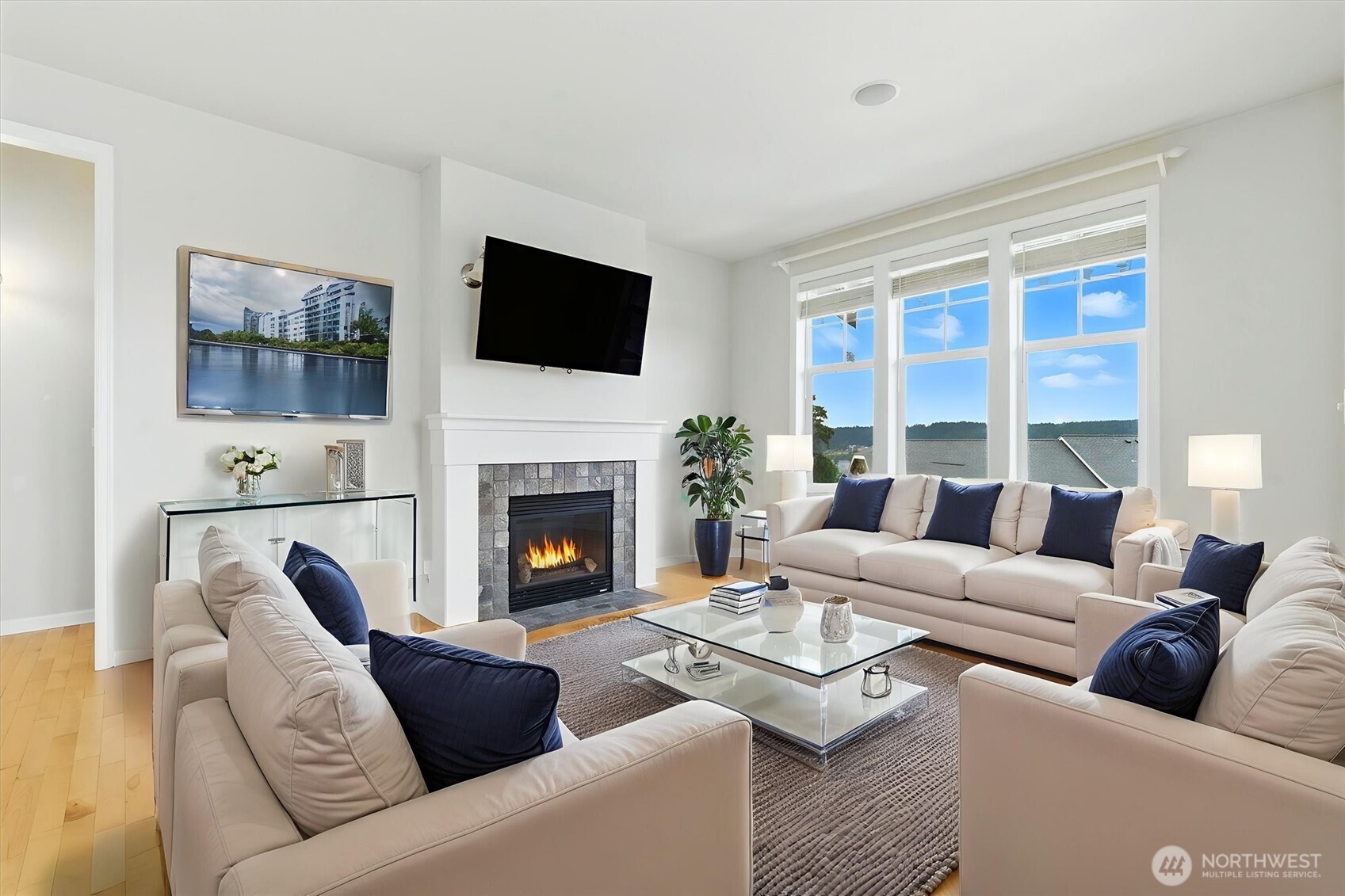 19795 4th Avenue NE, Poulsbo, WA 98370