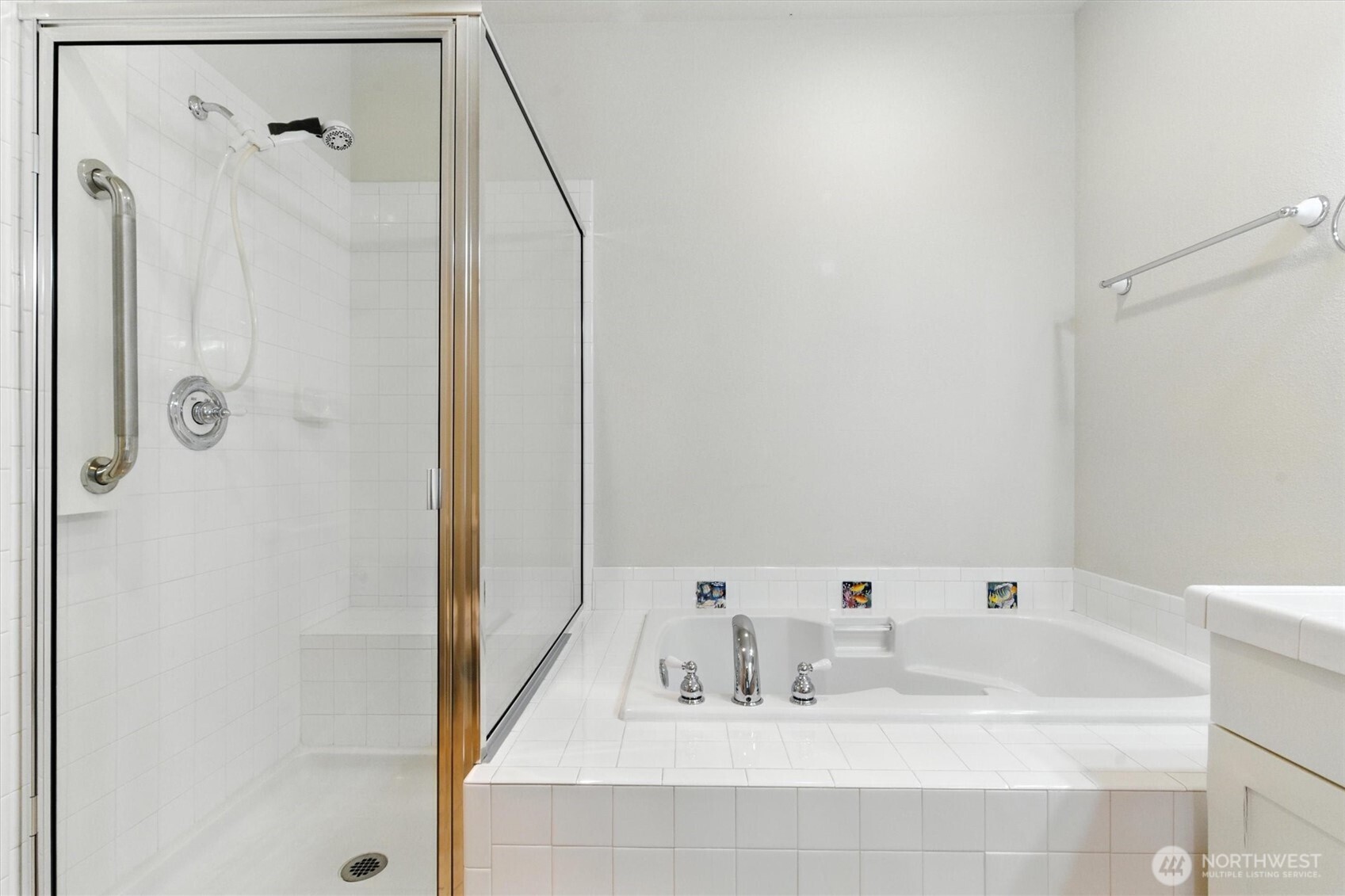 19795 4th Avenue NE, Poulsbo, WA 98370