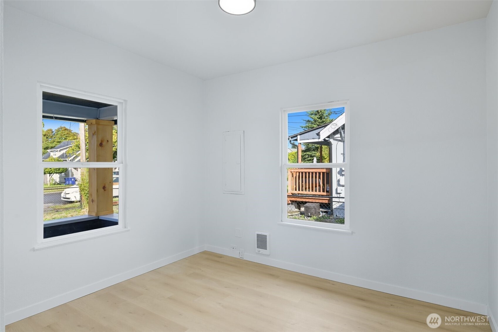 808 E 46th Street , Tacoma, WA 98404