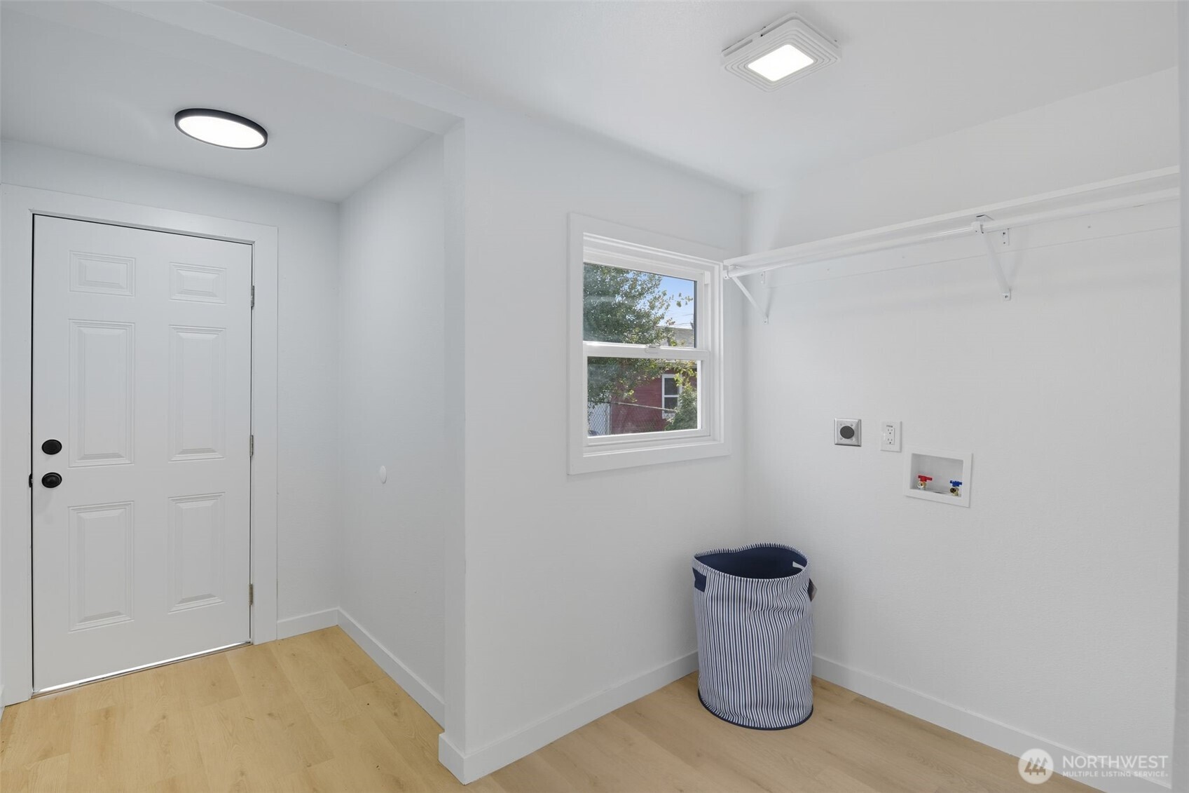 808 E 46th Street , Tacoma, WA 98404