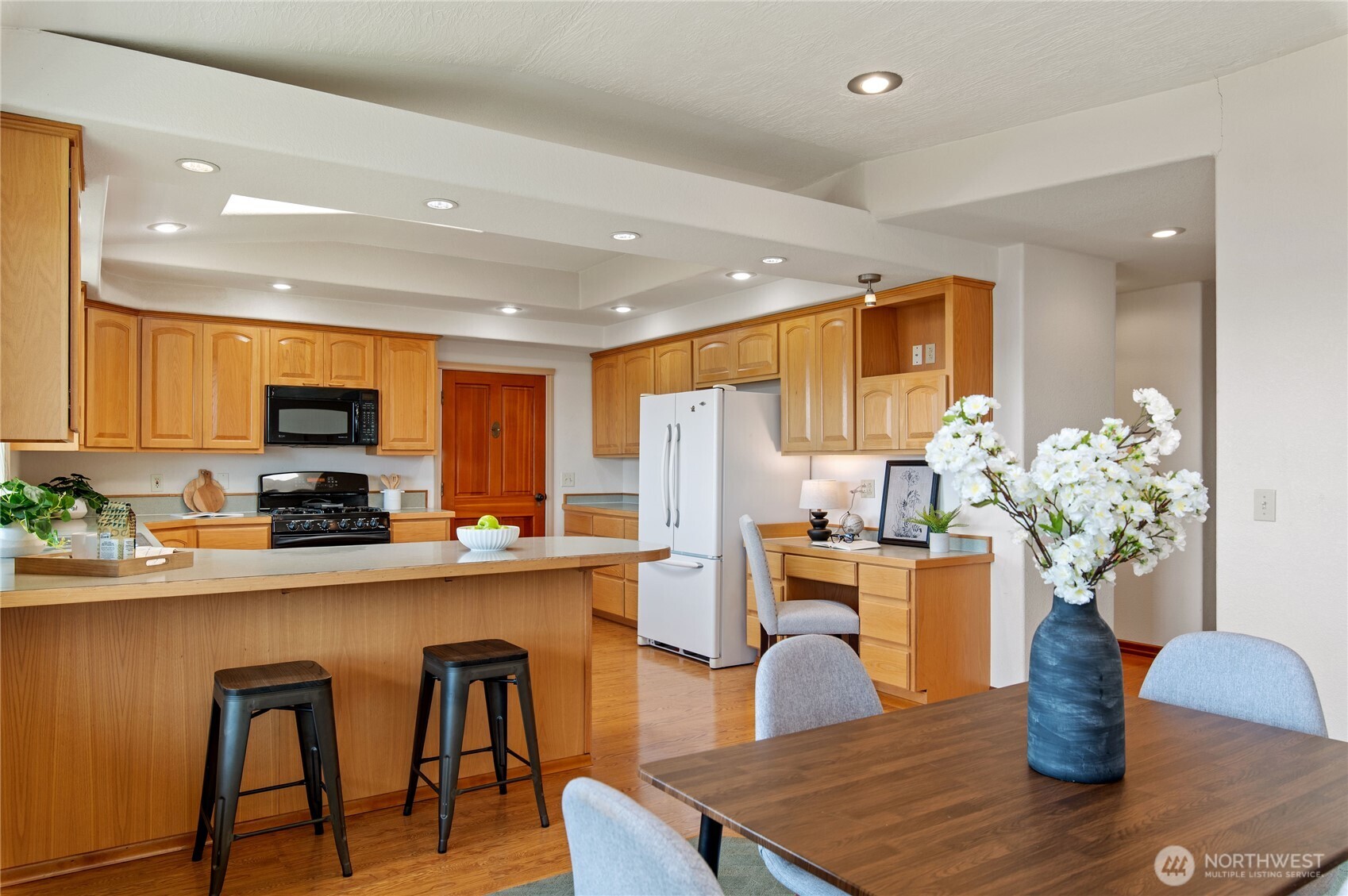 2135 Shine Road , Port Ludlow, WA 98365