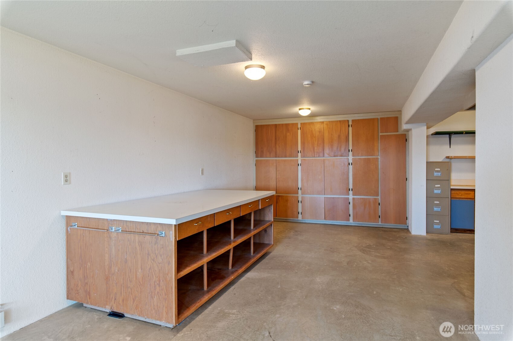 2135 Shine Road , Port Ludlow, WA 98365