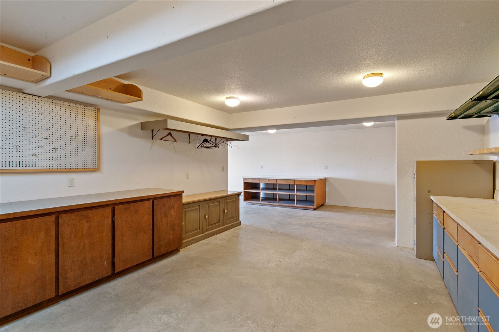 2135 Shine Road , Port Ludlow, WA 98365