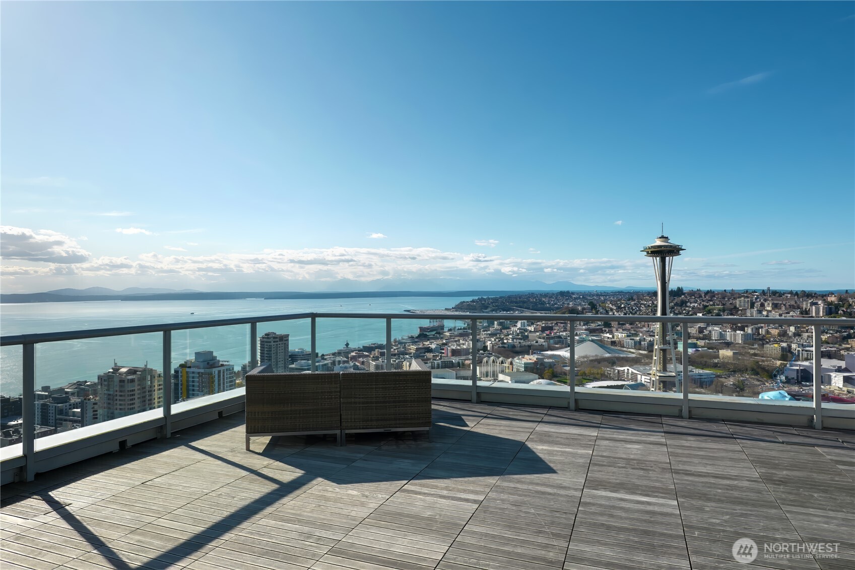 583 Battery Street #2807N, Seattle, WA 98121