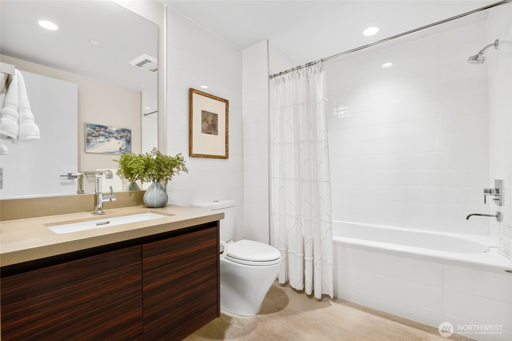 583 Battery Street #2807N, Seattle, WA 98121