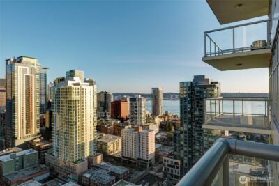 583 Battery Street #2807N, Seattle, WA 98121 - Photo 3