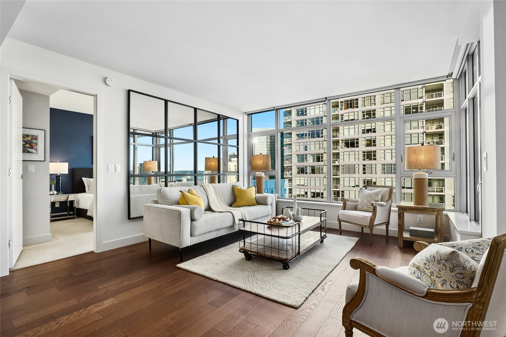 583 Battery Street #2807N, Seattle, WA 98121