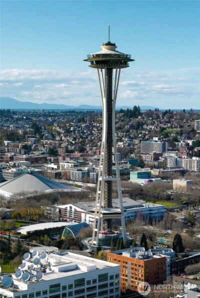 583 Battery Street #2807N, Seattle, WA 98121 - Photo 32