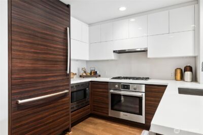 583 Battery Street #2807N, Seattle, WA 98121 - Photo 10