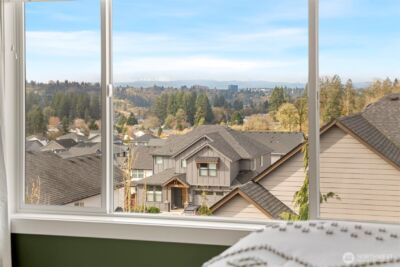 676 E White Oak Avenue , La Center, WA 98629 - Photo 2