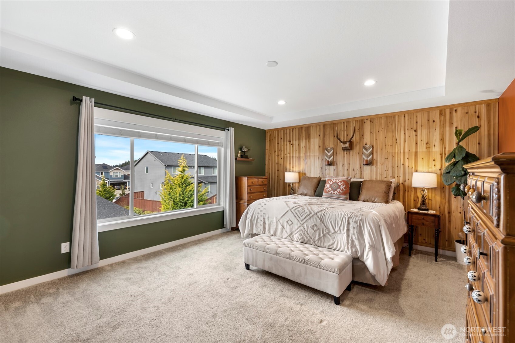 676 E White Oak Avenue , La Center, WA 98629