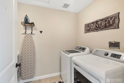 676 E White Oak Avenue , La Center, WA 98629 - Photo 34