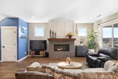 676 E White Oak Avenue , La Center, WA 98629 - Photo 11