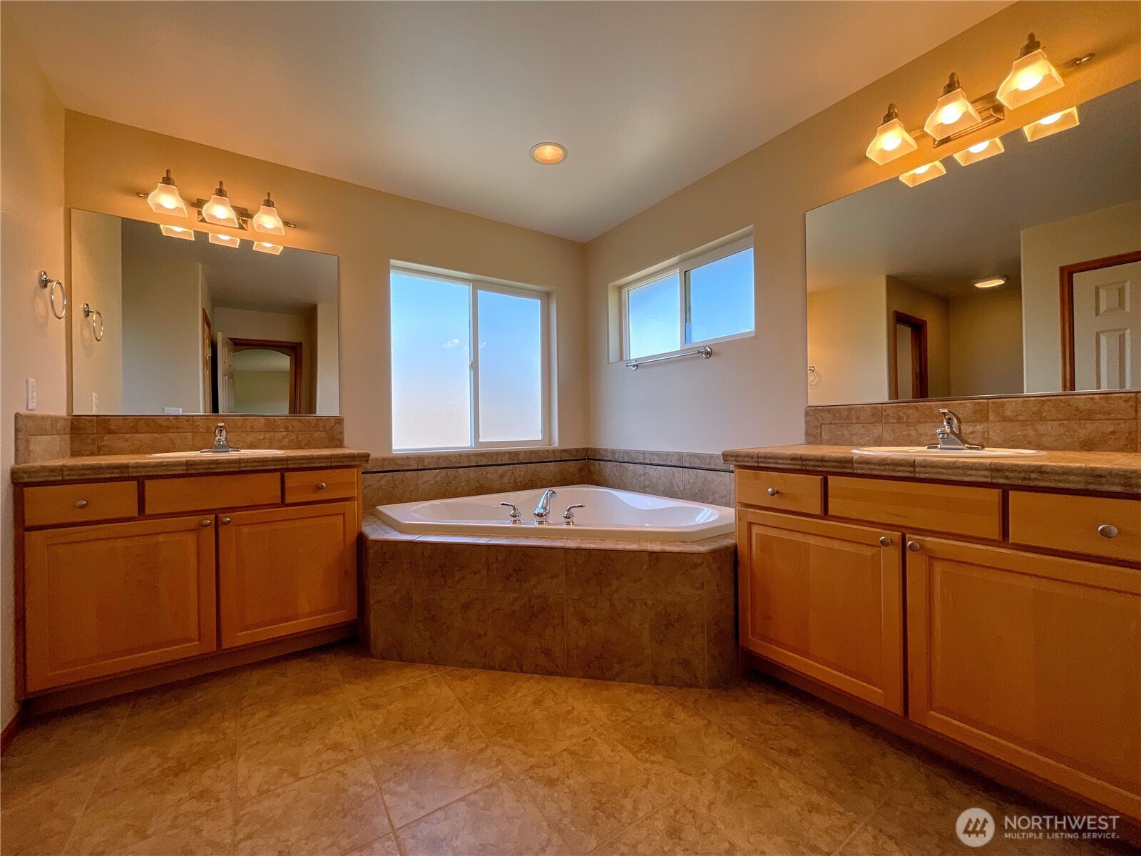 1118 S 36th Street , Renton, WA 98055