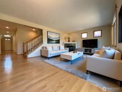 1118 S 36th Street , Renton, WA 98055 - Photo 4