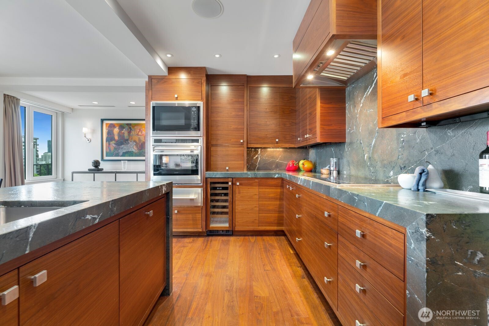 1300 University Street #11A, Seattle, WA 98101