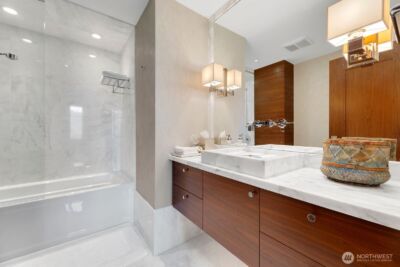 1300 University Street #11A, Seattle, WA 98101 - Photo 19