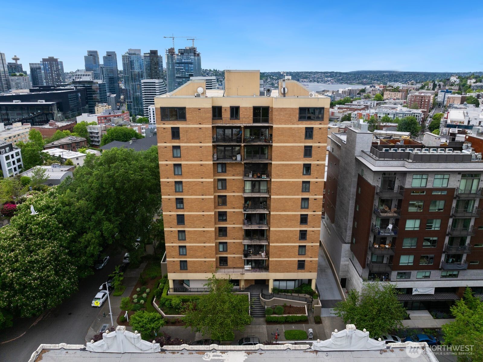 1300 University Street #11A, Seattle, WA 98101