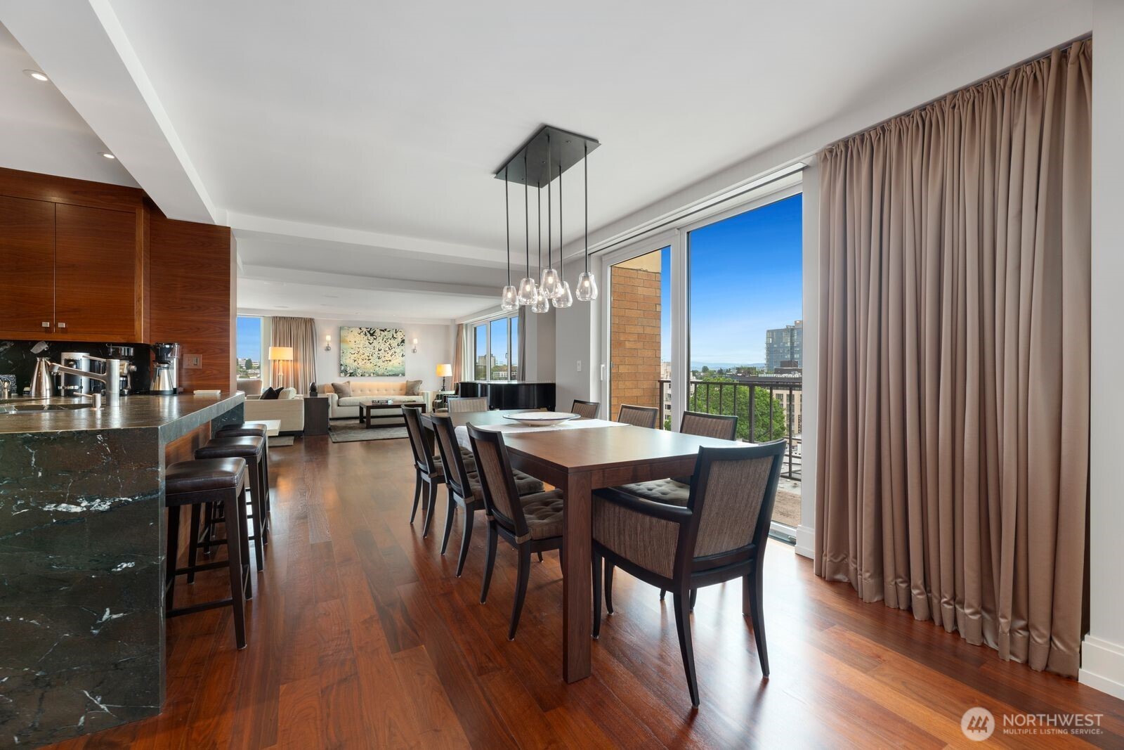 1300 University Street #11A, Seattle, WA 98101