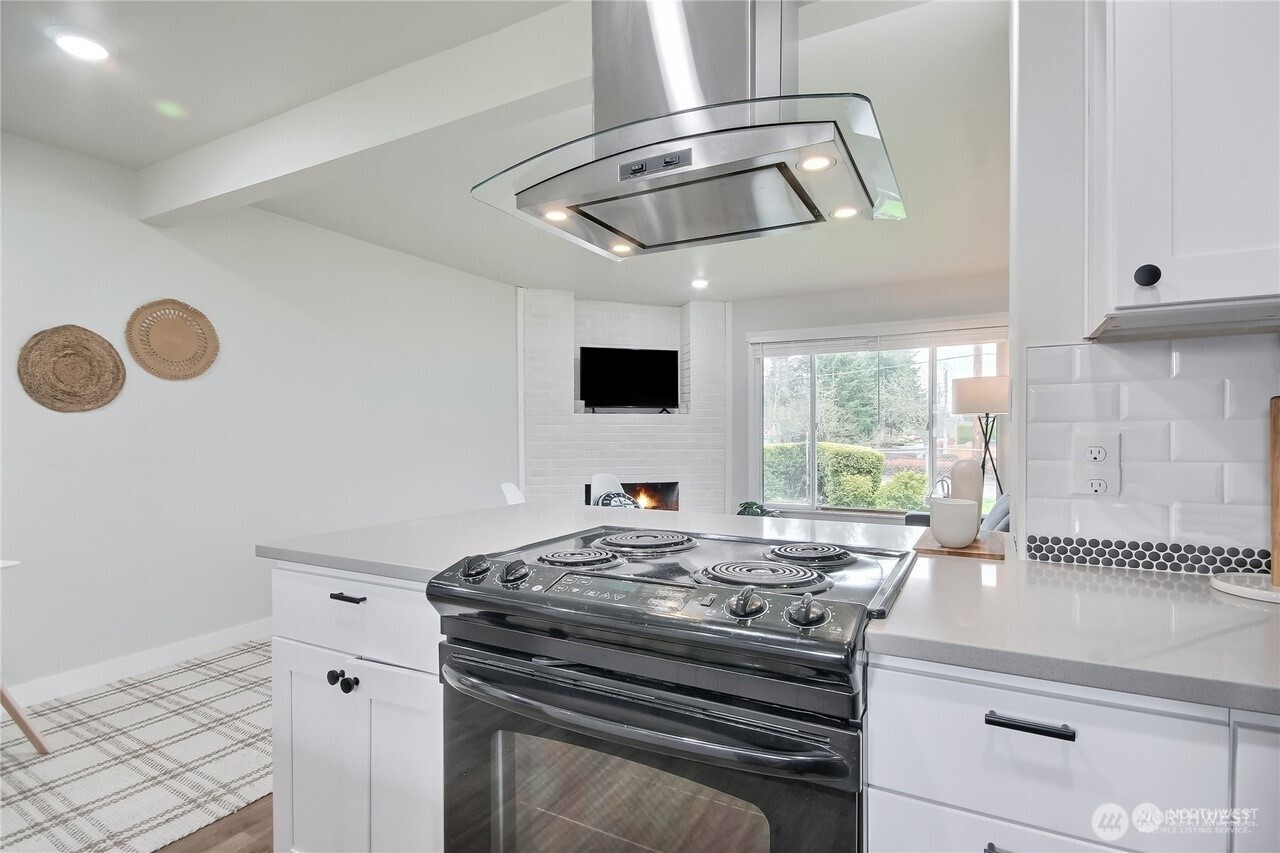 6801 -6803 Steilacoom Boulevard SW, Lakewood, WA 98499-2155