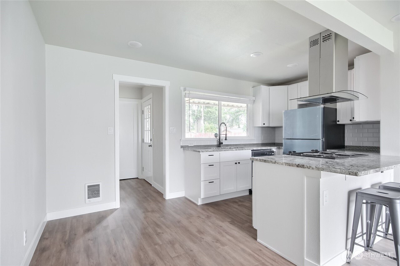 6801 -6803 Steilacoom Boulevard SW, Lakewood, WA 98499-2155