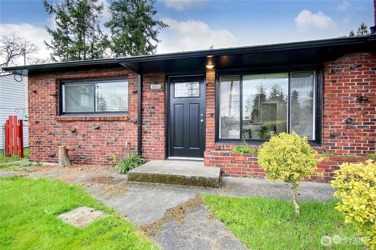 6801 -6803 Steilacoom Boulevard SW, Lakewood, WA 98499-2155