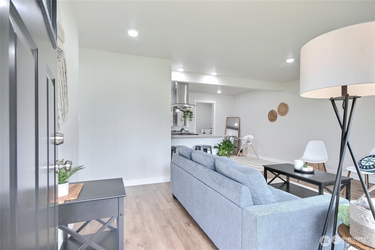 6801 -6803 Steilacoom Boulevard SW, Lakewood, WA 98499-2155